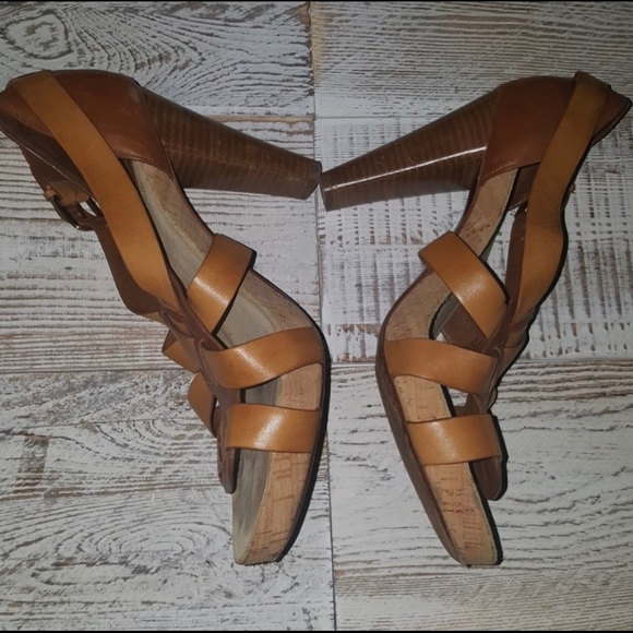 Cole Hann shoes - Picture 3 of 4